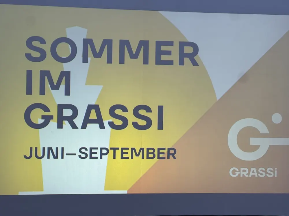 Ankündigungsplakat „Sommer im Grassi